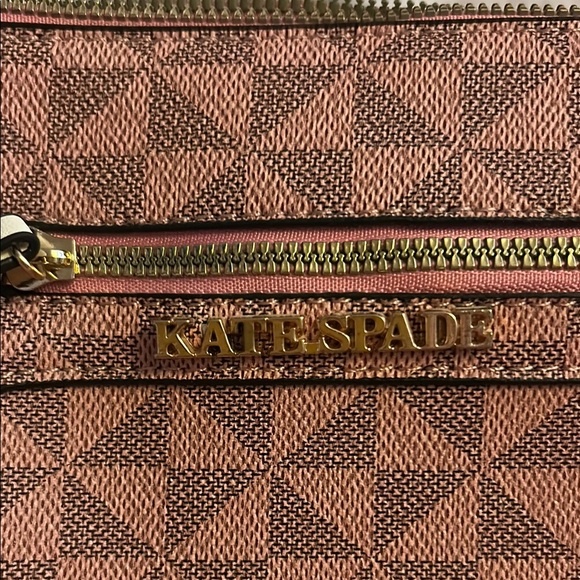 Kate Spade Crossbody Bag in Pink and Cream - Picture 2 of 6